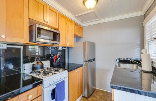 Shared Pool and Backyard Small and Cozy Guest House - Foto 10