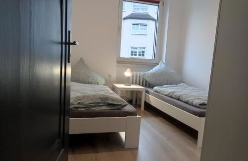Work and Stay 6 Zimmer 150qm 12 Betten 3 Badezimmer - Foto 8