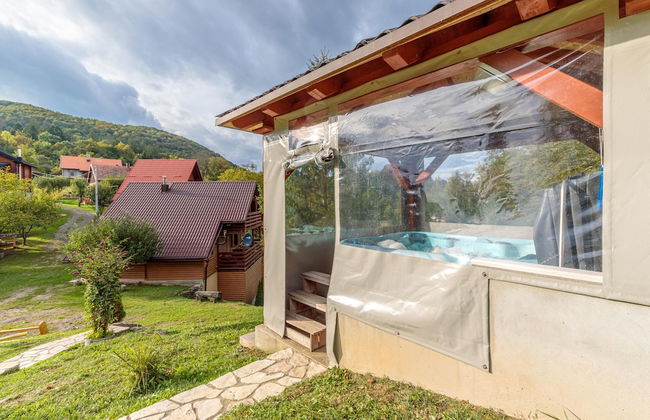 Chalet With Private Whirlpool And Sauna - Photo 27