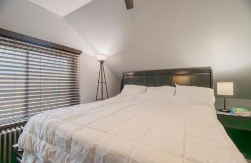 Relaxing Retreat in the Heart of Lombard With Laundry - Foto 25