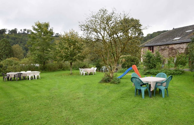 Lovely Holiday Home In Frahan With Terrace - Photo 21