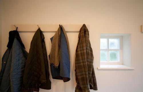 Old Coastguards - Stunning Historic Cottage - Photo 34