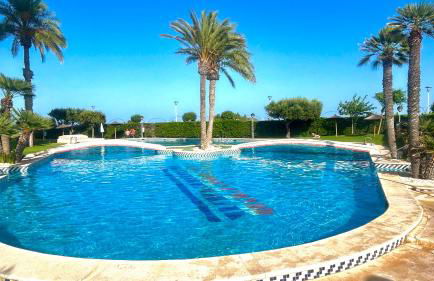 New ! beachfront apartment, swimming pool and sports facilities - Photo 3