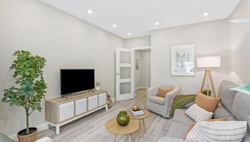 Descubre la Magia de Granada en este apartamento - Foto 3