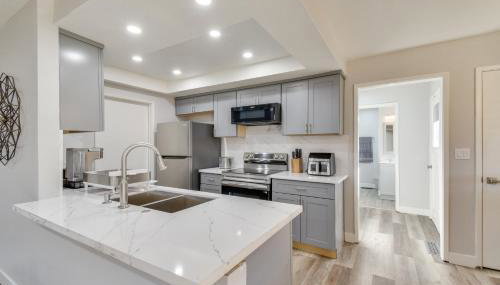 2 Mi to UC Merced Modern Home with Private Yard - Foto 2