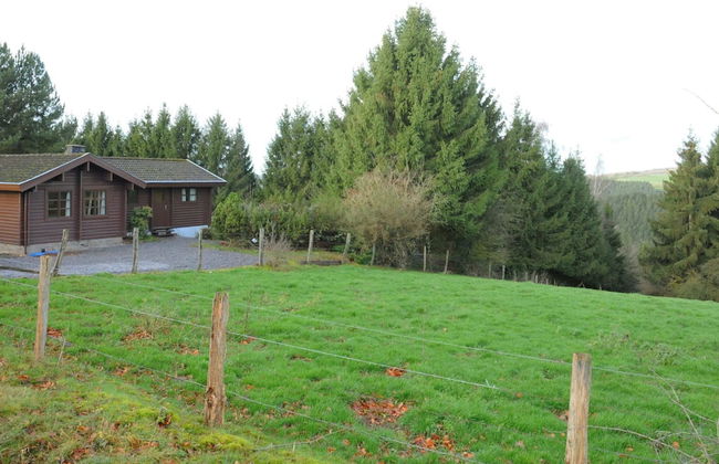 Traditional Chalet with Sauna, Spa Tub, & Relaxation Space near La Roche - Photo 16