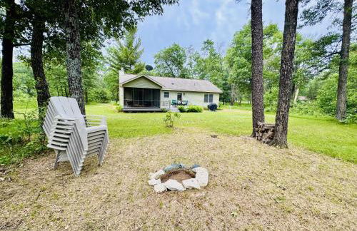 Pool and Beach Access! Lake Arrowhead Hideaway - Foto 26