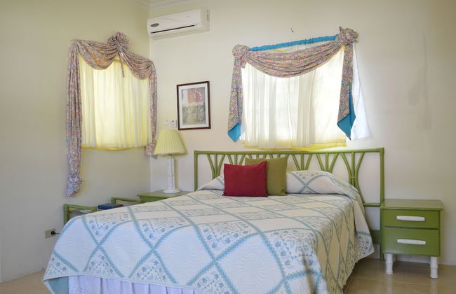 Sea Grove Villa - Photo 9