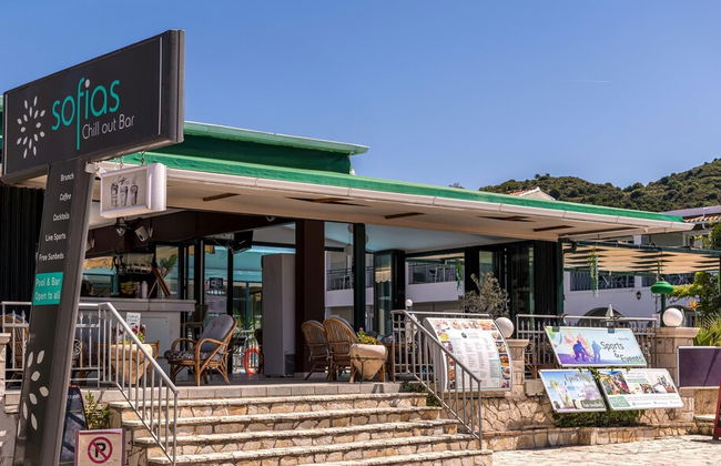 Sofia's Hotel - Photo 80