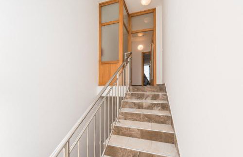 Villa Petra s bazenom, roštiljem i parkingom - Foto 23