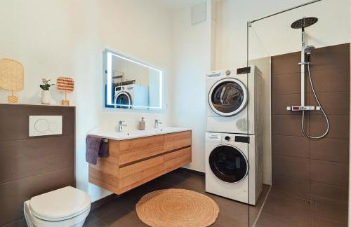 Luxus Apartments - Perfekt für Familien & Gruppen - Zentrale Lage & Parkplatz - Foto 36