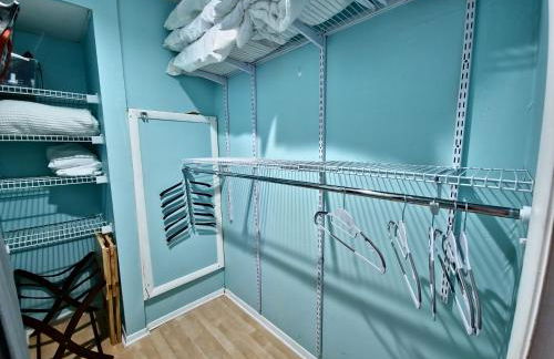 Boathouse Condo, Downtown Destin Harbor, Private Beach Access, Waterfront, on Golf course, Water Taxi pickup - Photo 12