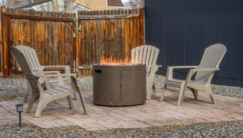 Central Denver Hangout with Huge Backyard - Foto 4