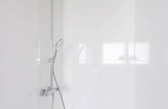 Modernes Apartment mit 3 Schlafzimmern und großer Terrasse - Foto 6