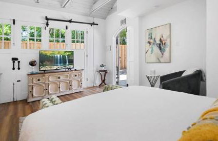 Remodeled Historic 1800s Carriage House, The Castle Garden, Colonial Modern Mansion - Foto 48