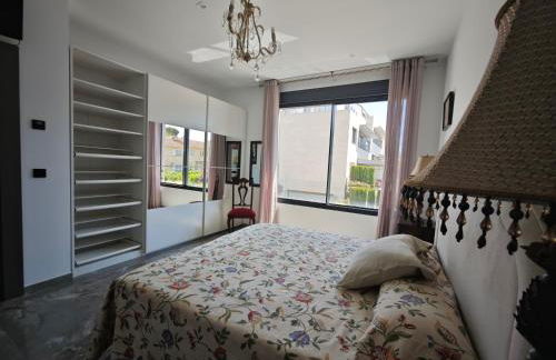 complete luxury house with garden - Foto 9