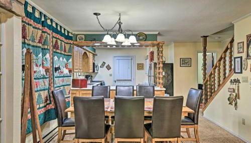 Red River Townhome with Balcony and Mtn Views! - Foto 2