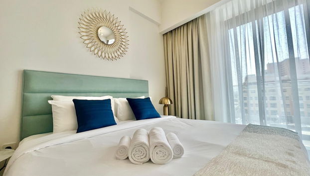 Waves - Comfortable JVC Apt with Balcony - Foto 2, Habitación