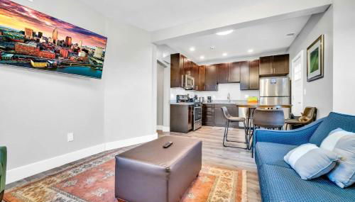 Cle Suites 1BR 1BA 5 min Walk to Cle Clinic #10 - Foto 2