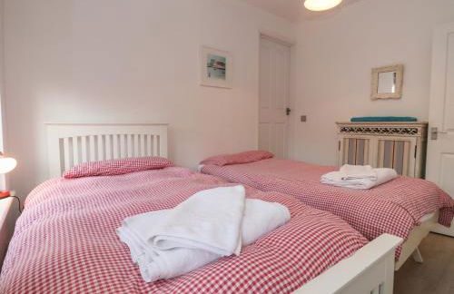 The Little White Cottage - Foto 15