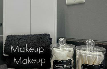 West Loop - City Views With In & Out Parking 1 - Photo 53