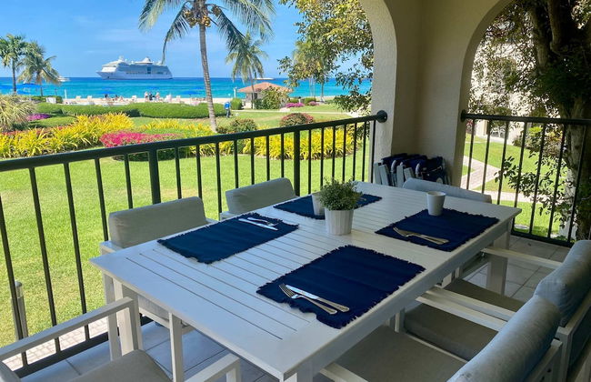 Oceanfront Condo on Seven Mile Beach - Photo 26