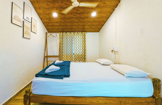 Sunset Cafe Beach Stay - Photo 55