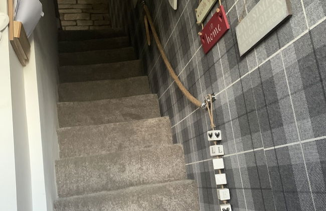 Captivating 1-bed Cottage in Halifax - Foto 8