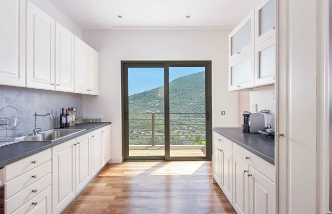 Sivota Bay View Villa with Hot Tub, Private Pool, Garden - Foto 12