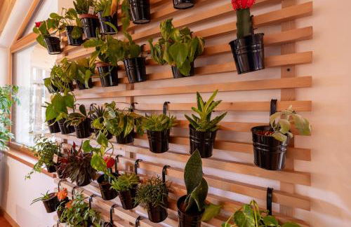 GreenWood Chalet - Spacious Alpine Retreat with Mountain Views - Photo 16