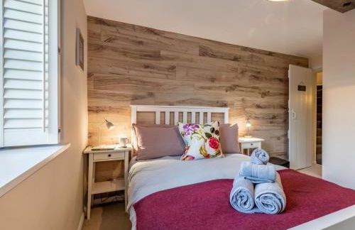 3 Bed in Cheltenham oc-49965 - Photo 13