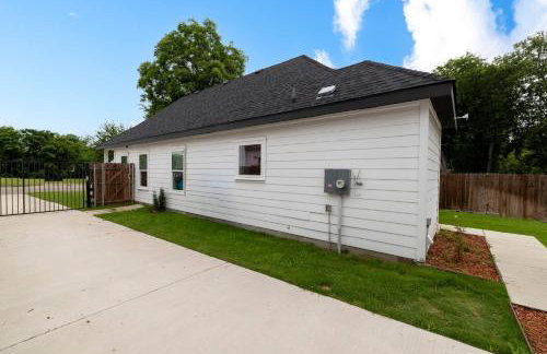 Fenced Yard - Fire Pit - Gated Parking - Workspace - Foto 30