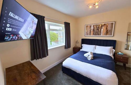 Pool Table 1-Bedroom House, near City Centre and Public Transport, Dog Friendly, Sleeps 5, Free Parking - Foto 23