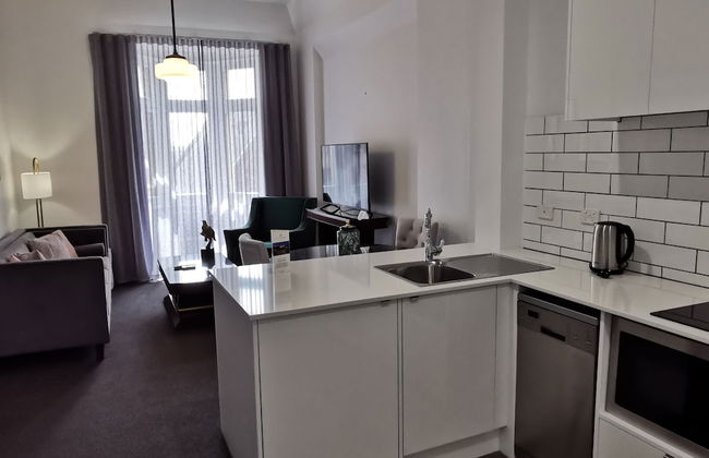 Adelaide Mansions Serviced Apartments - Photo 9