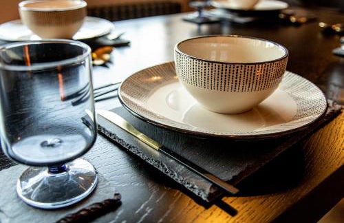 DJH Homes - Luxurious and chic 3BR Grade II Industrial House with log burner and electric blinds - JQ, Birmingham City - Foto 45