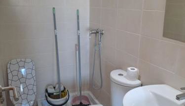 Acogedor loftcon garaje a 10min del aeropuerto e IFEMA - Foto 5