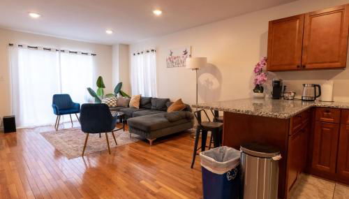 New 4 Apts-198-3 Bed Apt 1st Floor & 3 Bed Apt 2nd Floor - 1 Bed Studio Apt Ground Floor & 1 Bed Studio Apt Ground Floor near Penn Station EWR Newark NJ Airport Hospital Manhattan NYC - Foto 5