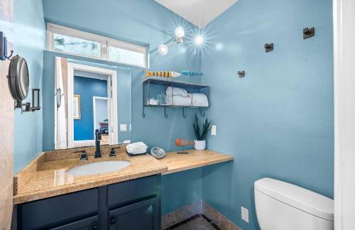 Modern Oceanside Stay with Yard & Laidback Vibes - Foto 80