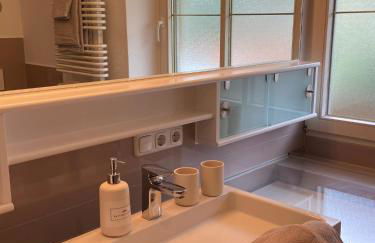 Modern eingerichtete Wohnung mit 2 Schlafzimmern - Photo 7