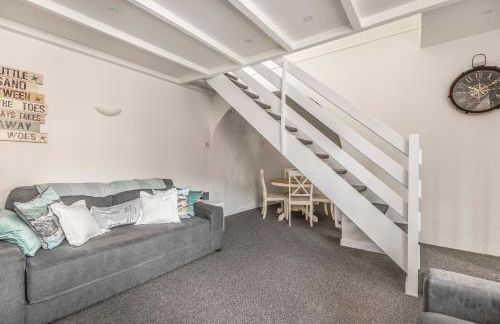 Cottage - Sleeps 6 - Pet Friendly - Patio - Foto 34