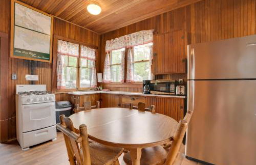 Les Cheneazu Island Hideaway 5 with Community Perks! - Foto 8