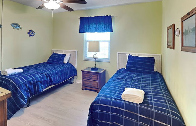 Daytona Beach Getaway #308 by Distinctive Beach Rentals - Photo 25