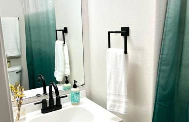 Contemporary Turnagain Townhome - Foto 9