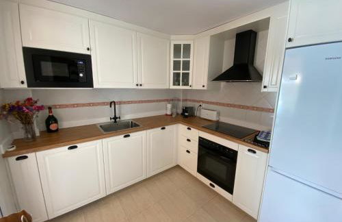 1ªLínea-50m de playa-Reformado-BBQ privada-Vistas al mar-3 terrazas - Foto 7