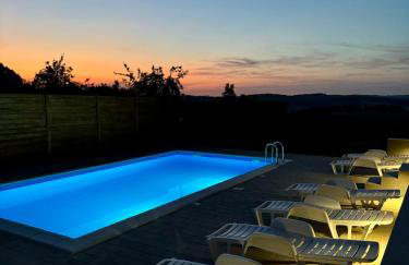 Natura Lux Holiday House with Pool and Jacuzzi - Foto 30