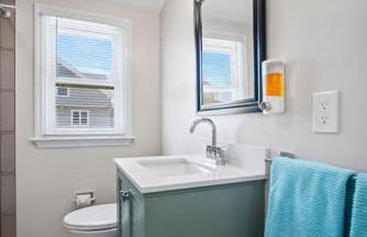 Full House 2 Blocks from Beach - Foto 37