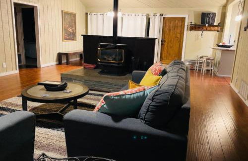 BEAUTIFUL Rustic Modern Remodel IDEAL Location!! - Foto 54