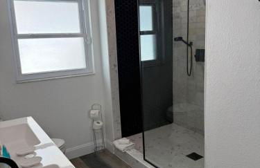 5 BR home with pool and outdoor fun - Foto 14