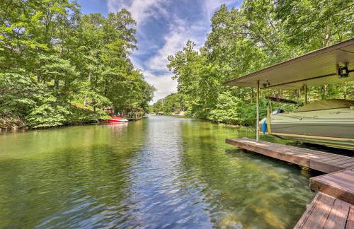 Lakefront Getaway with Private Dock and Kayaks! - Foto 43