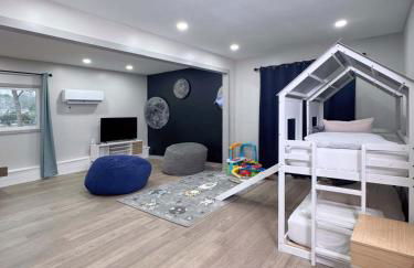 Charming Family Retreat Near Parks Fire Pit & Games - Photo 36